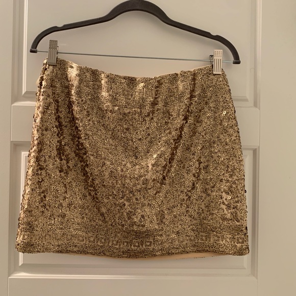 Hot & Delicious Dresses & Skirts - Gold Sequin Skirt